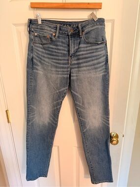 American Eagle Outfitters Men’s Straight Jeans - Light Blue Wash